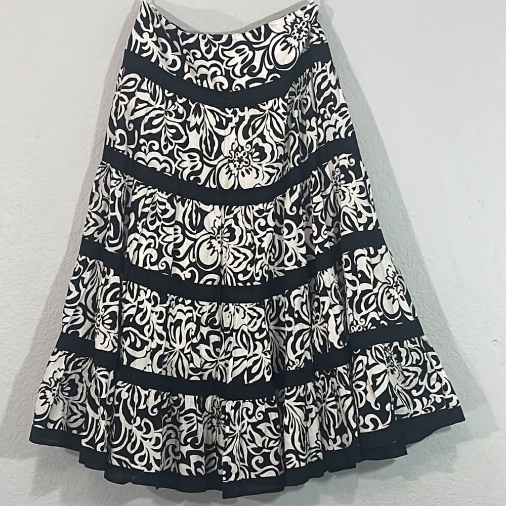Jones New York Sport Petite Pleated Black & White Cotton Skirt Size 2P